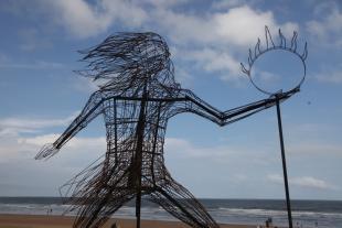 D:日照雕塑IMG_0097.JPGIMG_0097