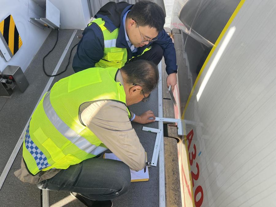 e8115d3cfba8d4de017fa72d244531e2